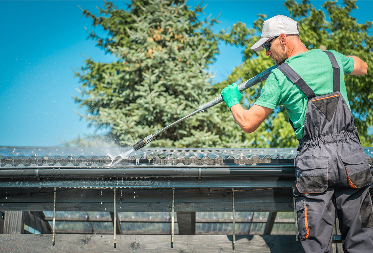 Seattle WA Gutter cleaning Handyman