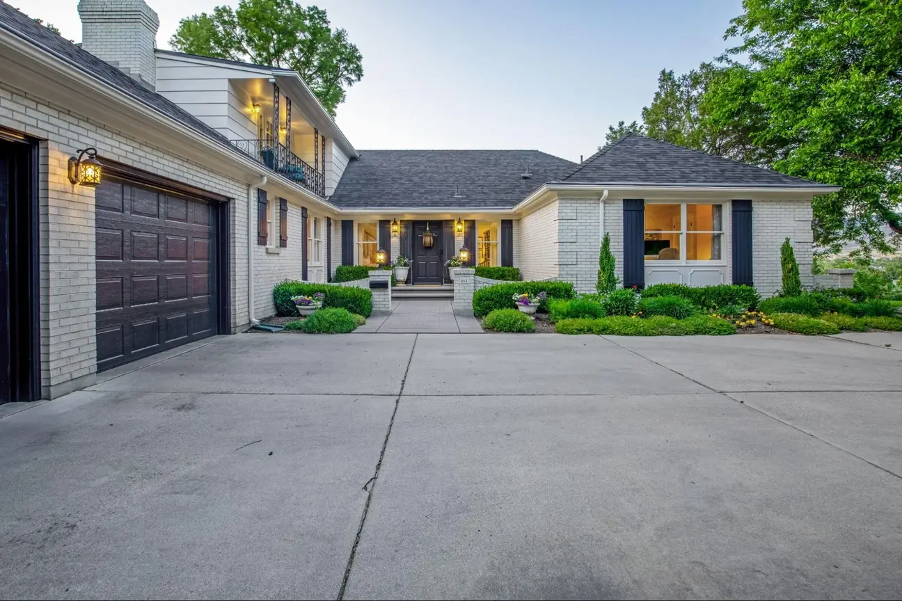 File-name-How-to-Repair-Cracks-in-Concrete-Driveways-and-Patios-A-Step-by-Step-Guide-for-Homeowners